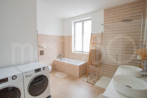 photo_bfbfd19e45c38161f275d93e307114fe